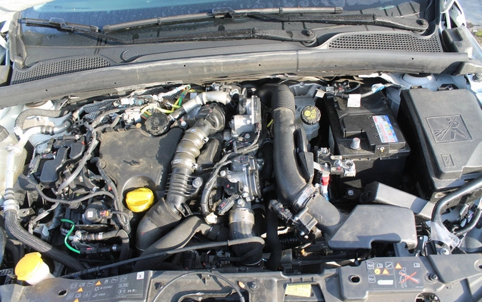 Renault Clio cena 33900 przebieg: 47872, rok produkcji 2022 z Łasin małe 172